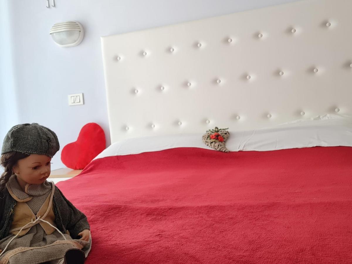 Hotel Marconi Miramare リミニ エクステリア 写真
